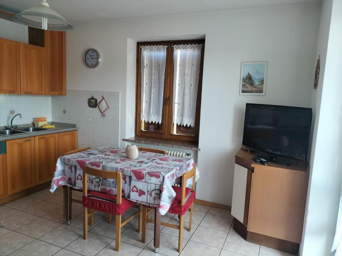 Appartamento Cologna Castelfondo Kültér fotó