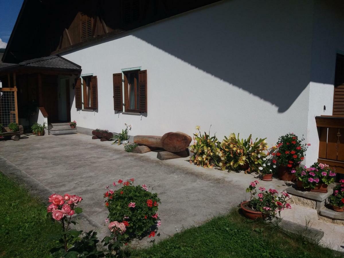 Appartamento Cologna Castelfondo Kültér fotó